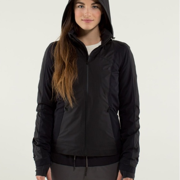 Lululemon Raindrop Jacket - Picture 2 of 10